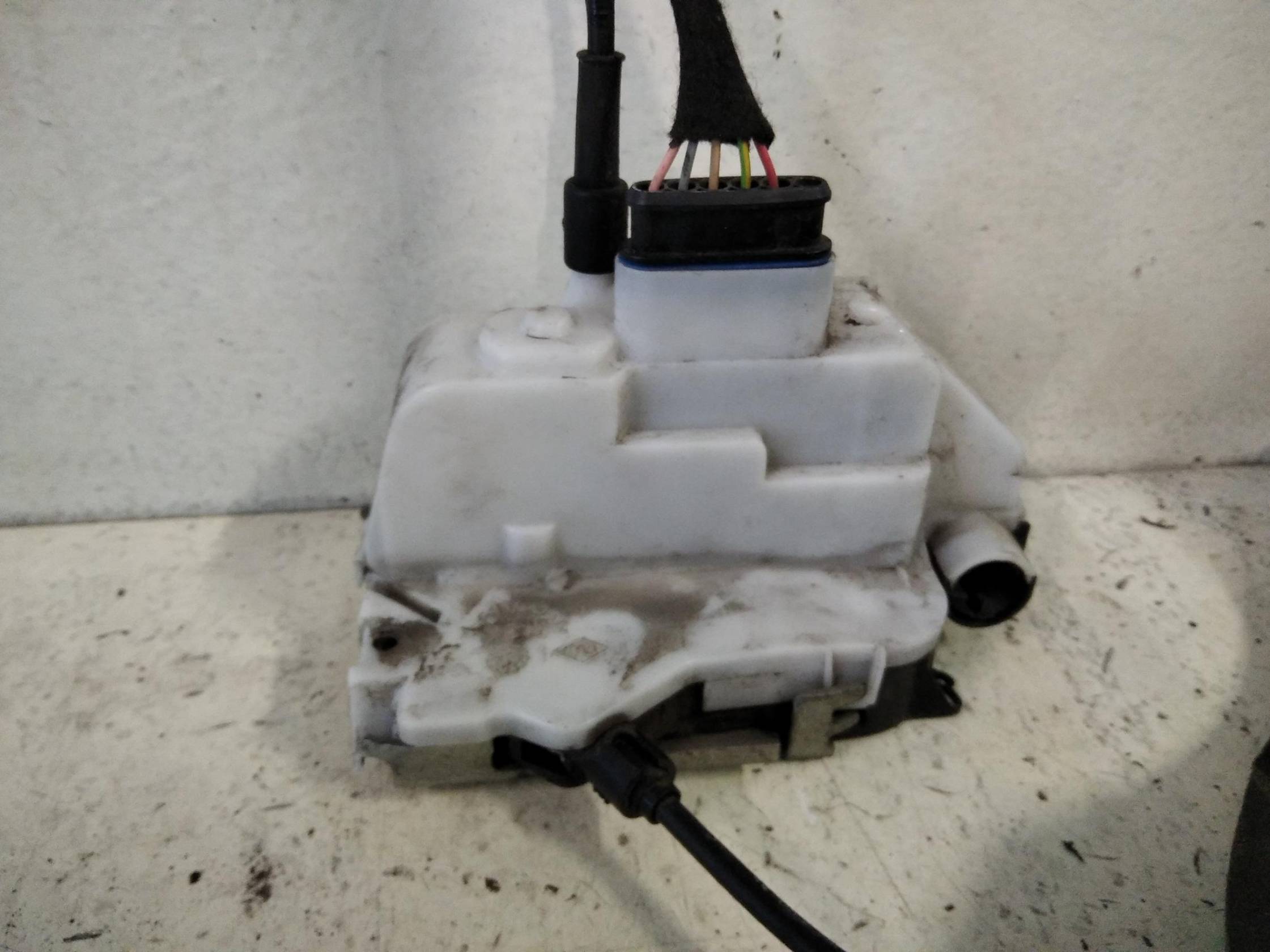 Serratura porta ant. sx.